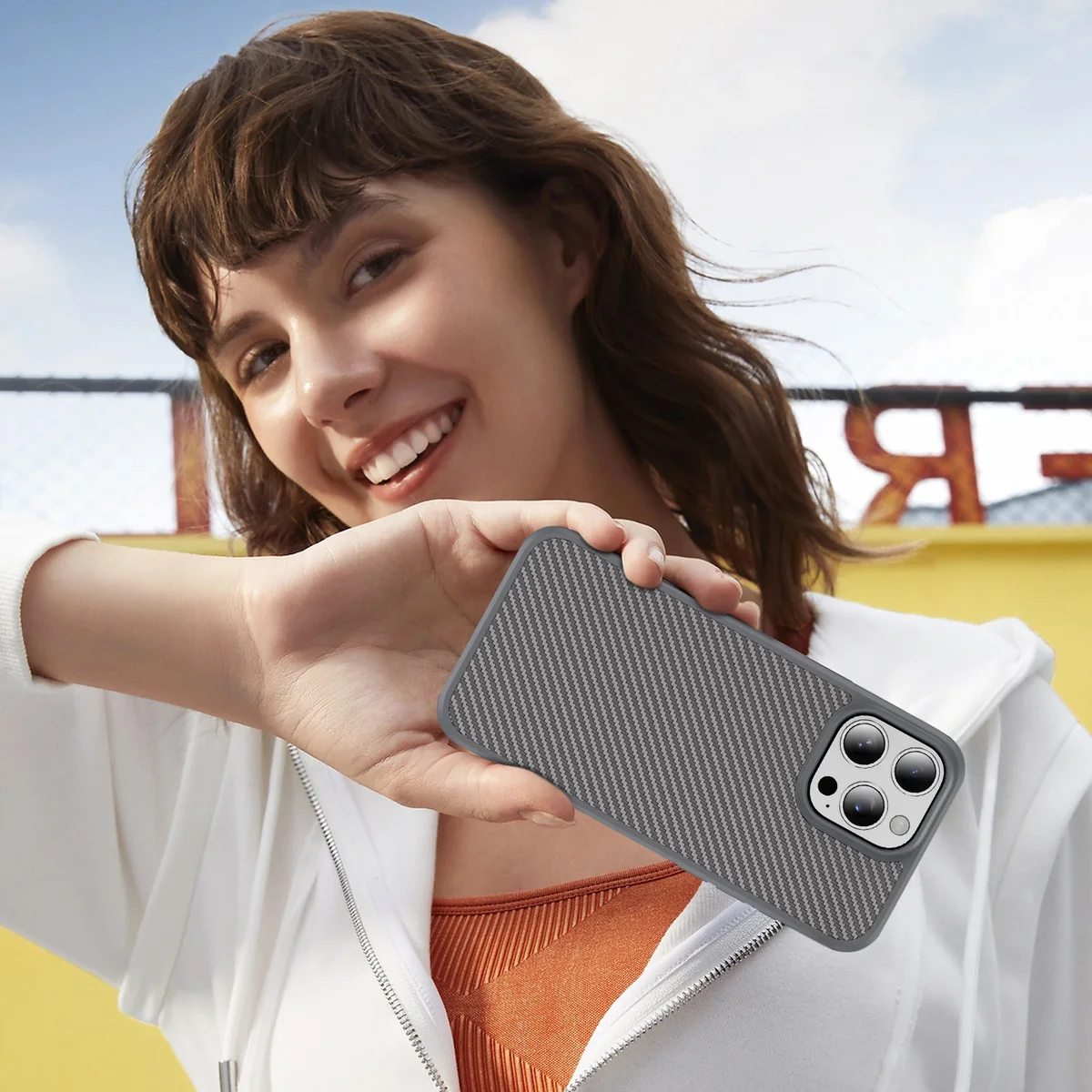 cross-border compatible with Apple IP16Pro Max EyeShip carbon-fiber texture soft-touch carbon-fiber texture backplate fingerprint-resistant phone case