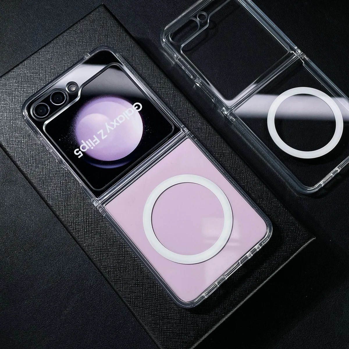 compatible with Samsung Z Flip 6 foldable one-piece case with magnetic ring phone case Bayer anti-yellowing ultra-clear Z Flip 7